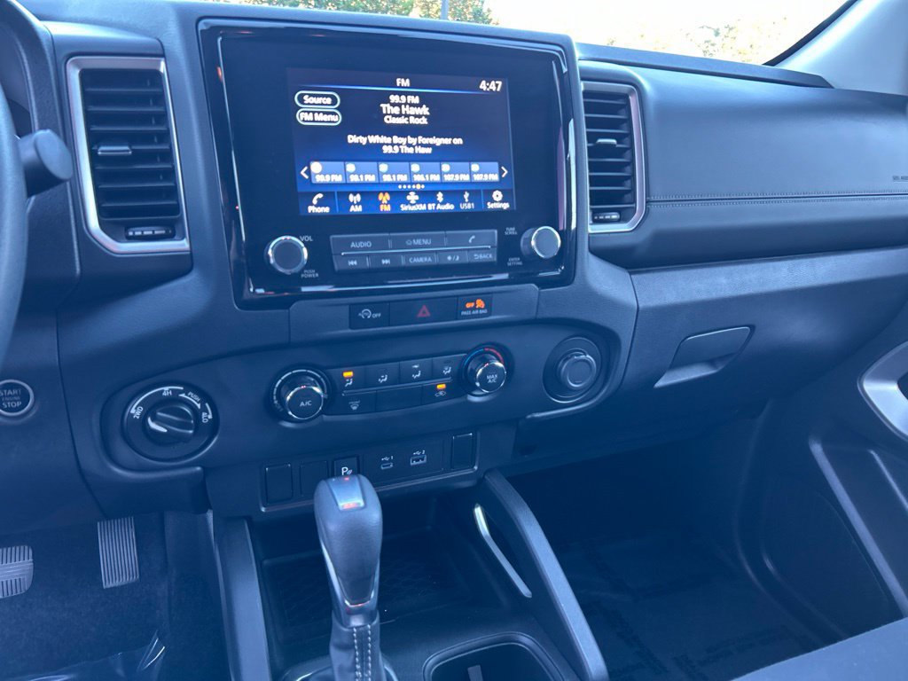 Used 2023 Nissan Frontier SV w/ Technology Package AWD/4WD image 18