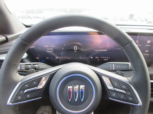 New 2026 Buick Enclave Avenir image 18