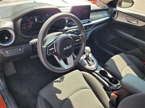 Used 2023 Kia Forte LXS image 7