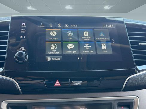 Used 2021 Honda Pilot EX image 22