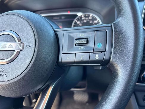 Used 2024 Nissan Rogue SV AWD/4WD image 20
