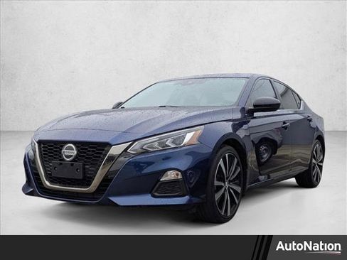 Used 2020 Nissan Altima 2.5 SR image 1