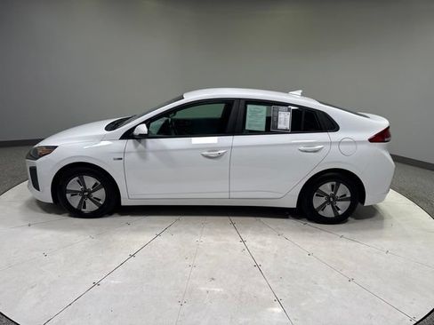 Used 2020 Hyundai Ioniq Blue FWD image 2