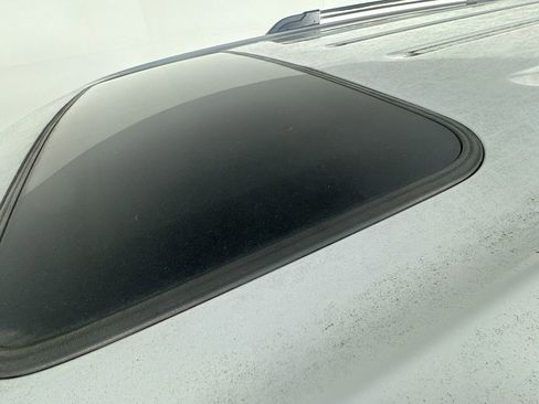 Used 2011 Honda Pilot EX-L image 24