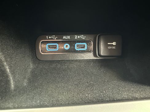 Used 2019 Jeep Grand Cherokee Altitude RWD image 27