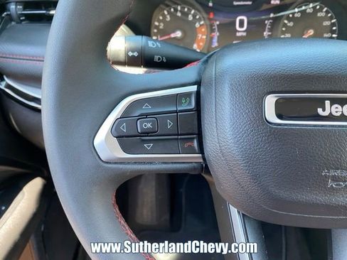 Used 2022 Jeep Compass Trailhawk AWD/4WD image 21