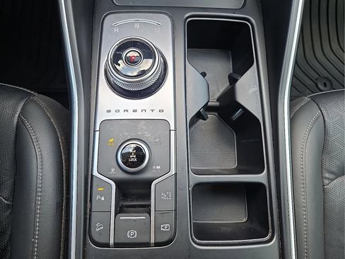 Used 2023 Kia Sorento EX AWD/4WD image 18