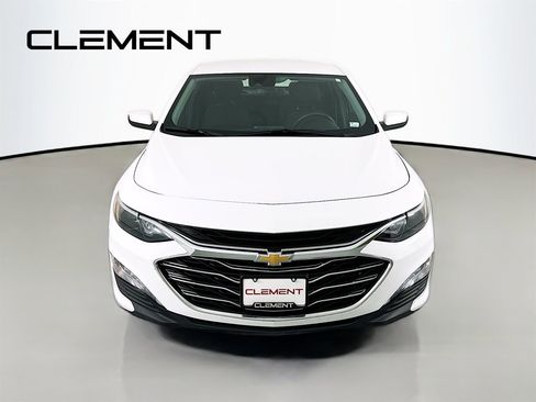Used 2023 Chevrolet Malibu LT image 3