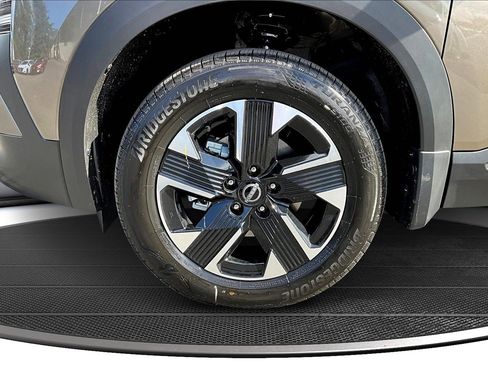 New 2026 Nissan Kicks SV w/ SV Premium Package image 13