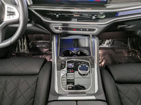 Used 2024 BMW X6 M60i w/ Dynamic Handling Package image 41