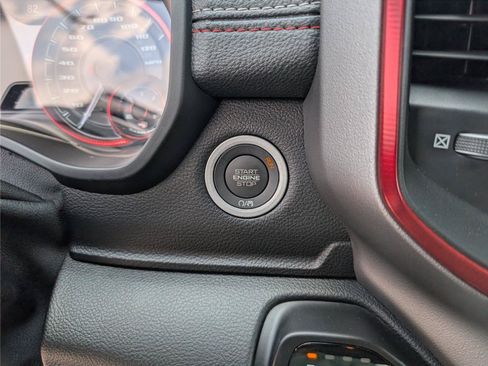 Used 2022 RAM 1500 Rebel AWD/4WD image 23