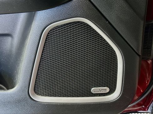 Used 2021 Jeep Compass Latitude w/ Sun and Sound Group FWD image 19