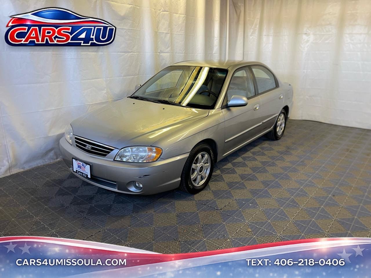 Used 2004 Kia Spectra Sedan FWD image 1