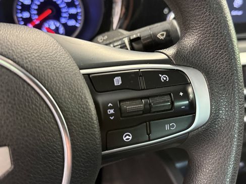Used 2023 Kia K5 LXS FWD image 17
