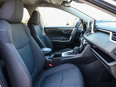 Used 2024 Toyota RAV4 LE image 16