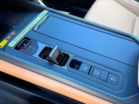 New 2026 Lexus ES 350e FWD image 11