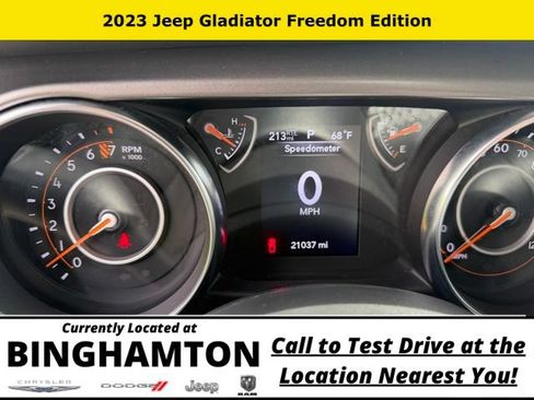Used 2023 Jeep Gladiator Sport AWD/4WD image 17