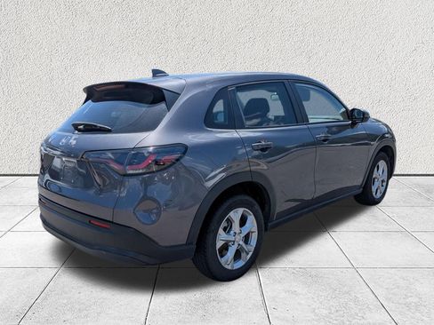 Used 2024 Honda HR-V LX image 3