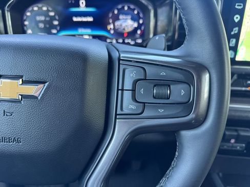 Used 2024 Chevrolet Silverado 1500 High Country w/ Technology Package AWD/4WD image 14
