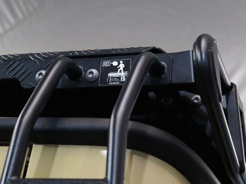 Used 2022 Mercedes-Benz G 550 image 33