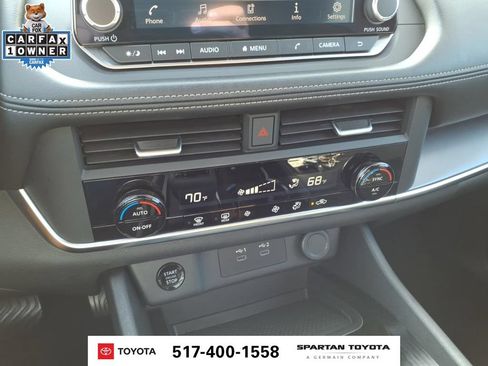 Used 2024 Nissan Rogue SV AWD/4WD image 21
