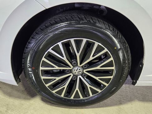 Certified 2021 Volkswagen Jetta S w/ Driver Assistance Package image 9