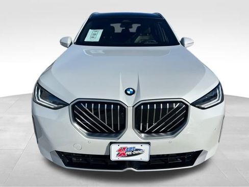 Used 2025 BMW X3 xDrive30i w/ Premium Package image 2