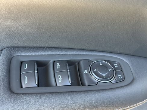 New 2026 Cadillac XT5 Luxury AWD/4WD image 18