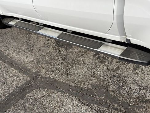 Used 2021 Chevrolet Silverado 1500 LT w/ Texas Edition Plus image 10