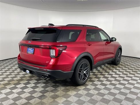 Certified 2025 Ford Explorer ST image 24