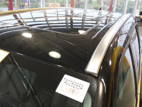 Certified 2021 Toyota Highlander XLE image 11