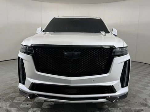 Used 2023 Cadillac Escalade V AWD/4WD image 15