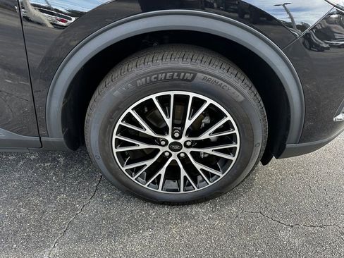 Used 2023 Ford Escape SE image 13