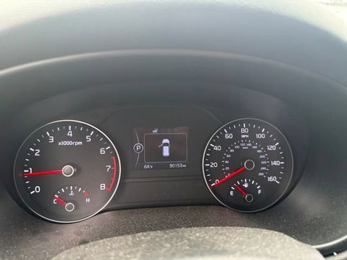 Used 2018 Kia Sportage LX FWD image 12