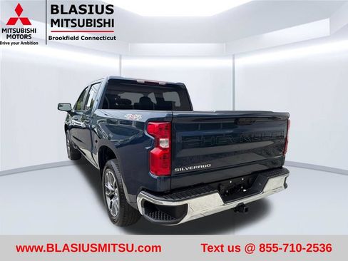 Used 2023 Chevrolet Silverado 1500 LT AWD/4WD image 14
