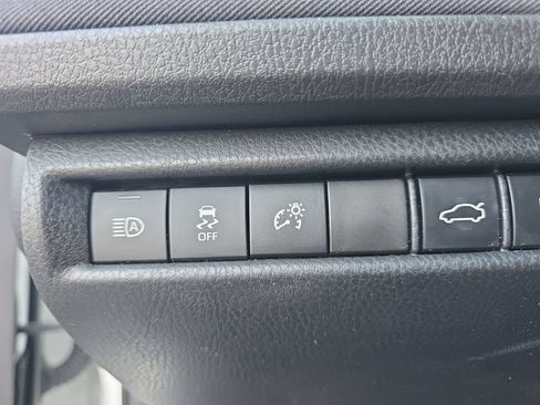 Used 2025 Toyota Camry LE FWD image 15