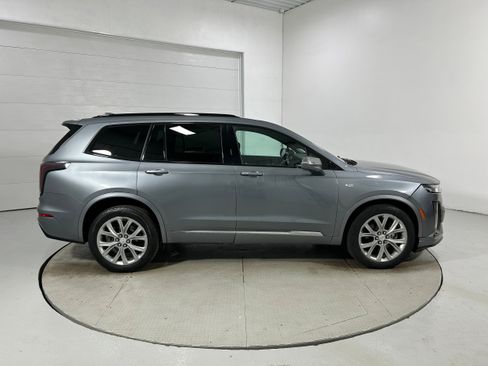 Used 2020 Cadillac XT6 Sport AWD/4WD image 42