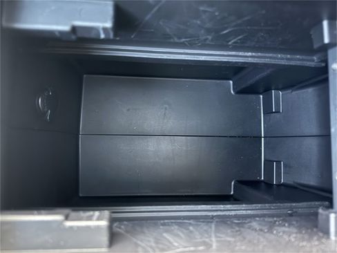 Certified 2021 Toyota Highlander XLE image 25