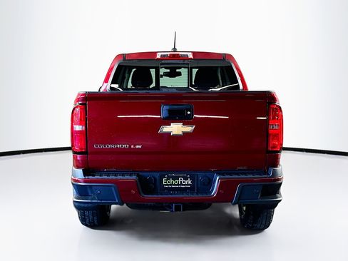 Used 2019 Chevrolet Colorado Z71 AWD/4WD image 7