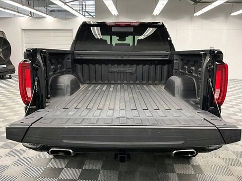 Used 2024 GMC Sierra 1500 AT4 w/ Technology Package image 31