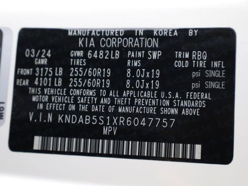 Used 2024 Kia EV9 Light Long Range RWD image 40