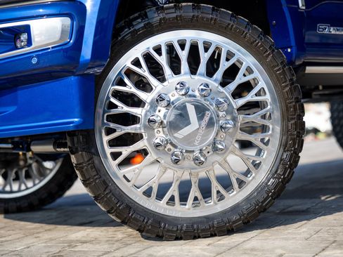 Used 2026 Ford F450 Platinum w/ Platinum Plus Package image 5