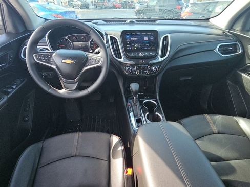 Used 2023 Chevrolet Equinox Premier image 8