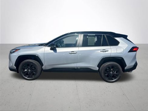 Used 2024 Toyota RAV4 XSE AWD/4WD image 10