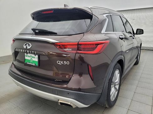 Used 2020 INFINITI QX50 Luxe w/ Navigation Package FWD image 9