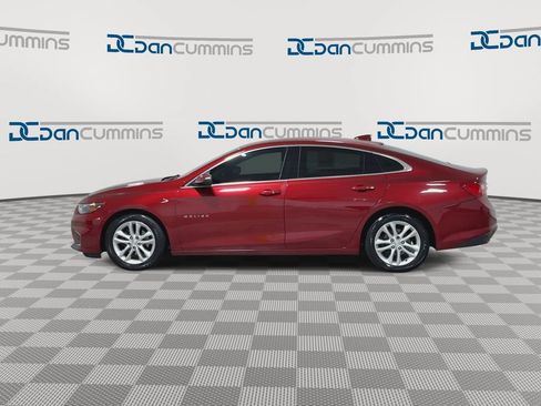 Used 2017 Chevrolet Malibu LT FWD image 5