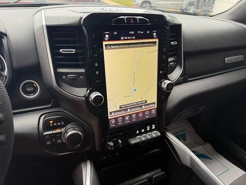 Used 2019 RAM 1500 Big Horn AWD/4WD image 14