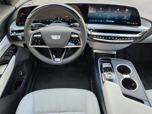 Used 2024 Cadillac Lyriq Luxury w/ LPO, Floor Liner Package AWD/4WD image 14