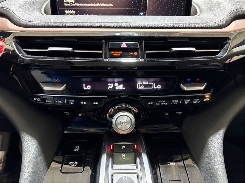Used 2022 Acura MDX SH-AWD image 28