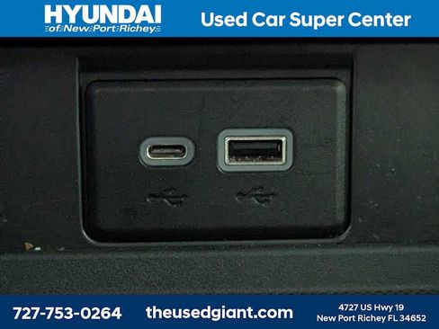 Used 2021 Chevrolet Tahoe Z71 w/ Rear Media and Nav Package AWD/4WD image 34